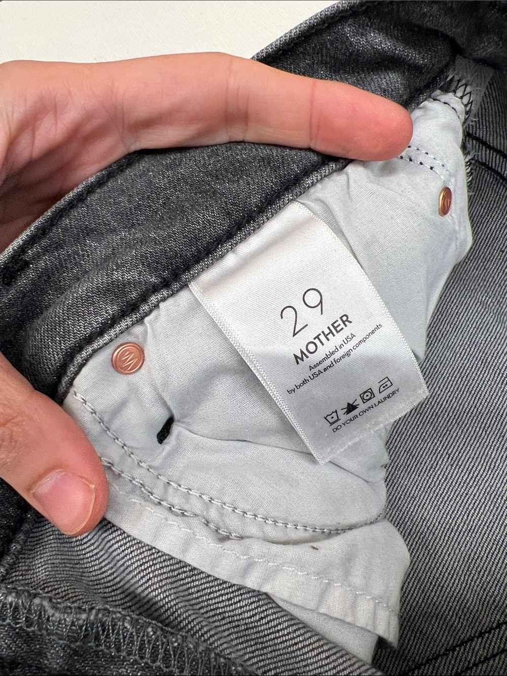 MOTHER the weekender Wanted! faded black jeans wide leg jeans denim pants 29 - Picture 10 of 15
